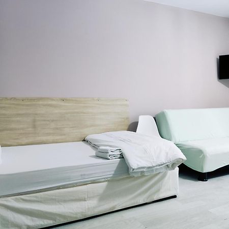 Hotel Pleven Buitenkant foto