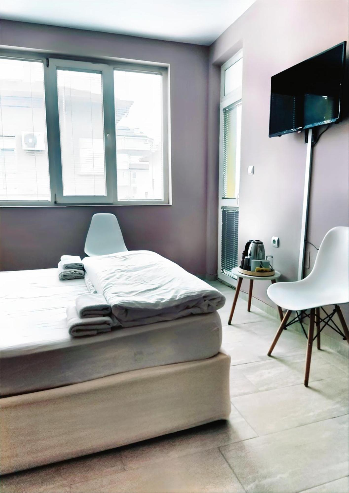 Hotel Pleven Buitenkant foto